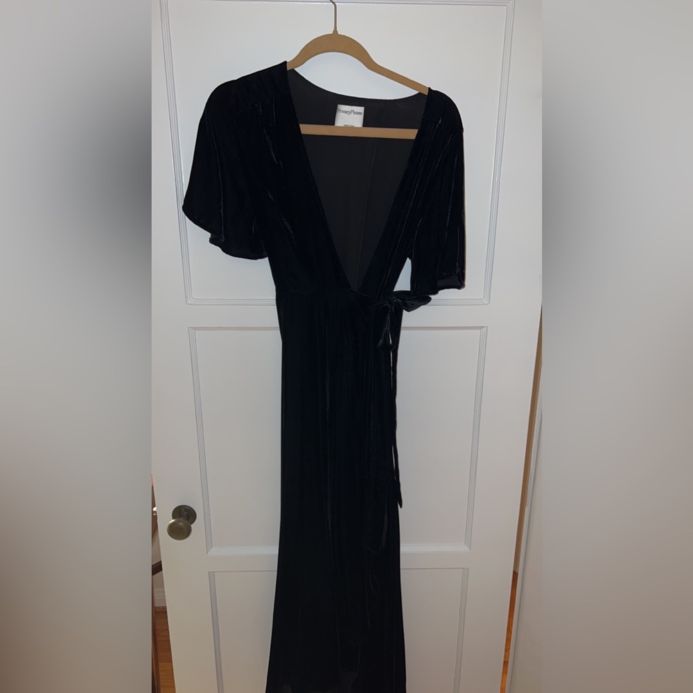 Black velvet wrap dress. Maxi. Medium.